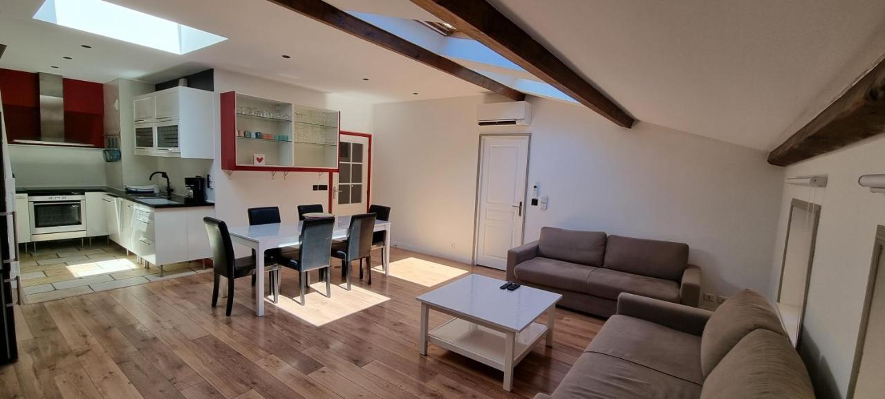 Loft 80m2 en plein cœur de la vieille ville 3 étoiles Tolón Exterior foto