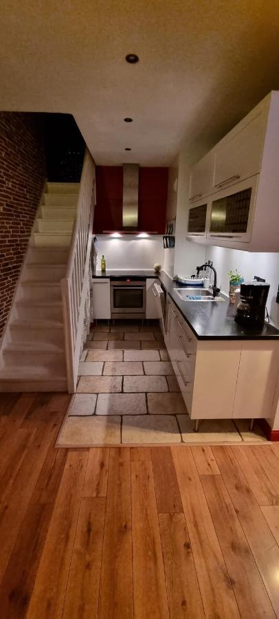 Loft 80m2 en plein cœur de la vieille ville 3 étoiles Tolón Exterior foto